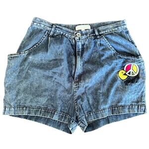 Fingercroxx Vintage Denim Shorts – Peace Patch Pac-Man Graphic – Waist 30